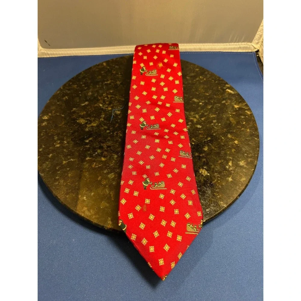 Wembley Pure Silk Men's Red Christmas Tie with Santa Sleigh Pattern
